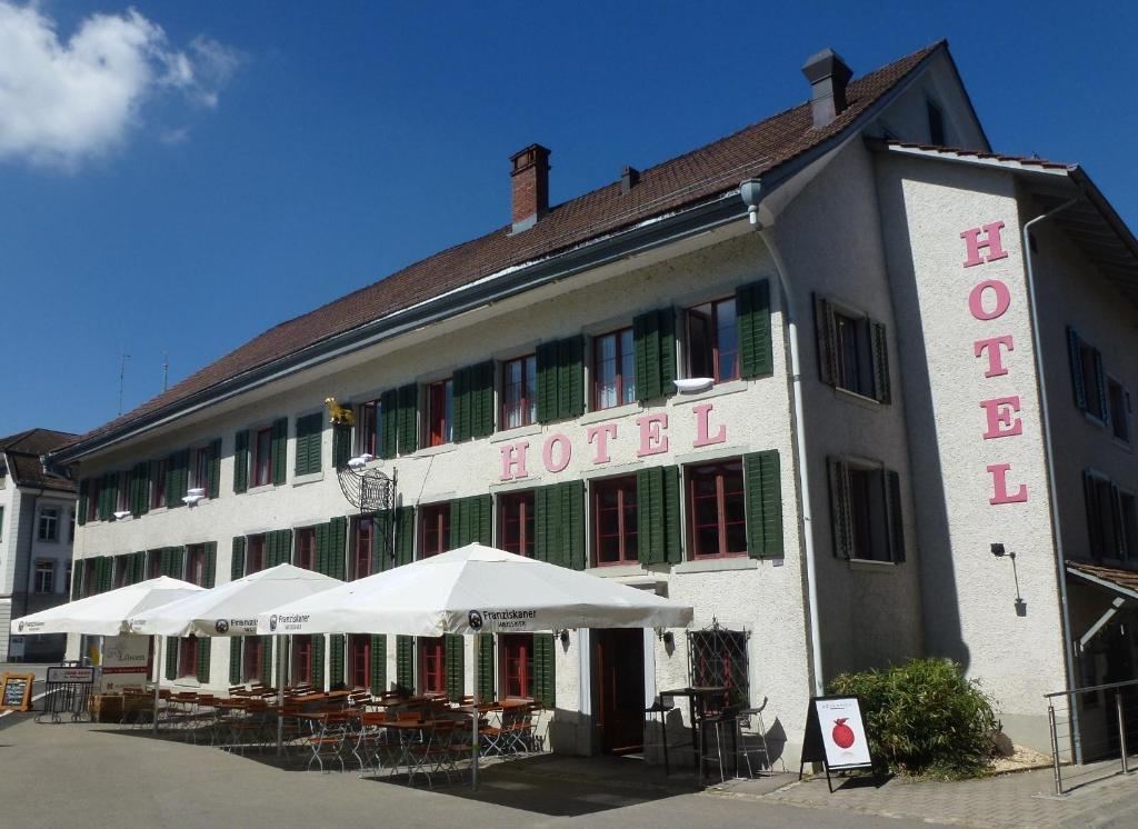 Gasthof Loewen Bassersdorf Dış mekan fotoğraf
